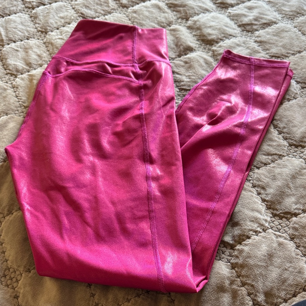 Fabletics pink holographic Leggings